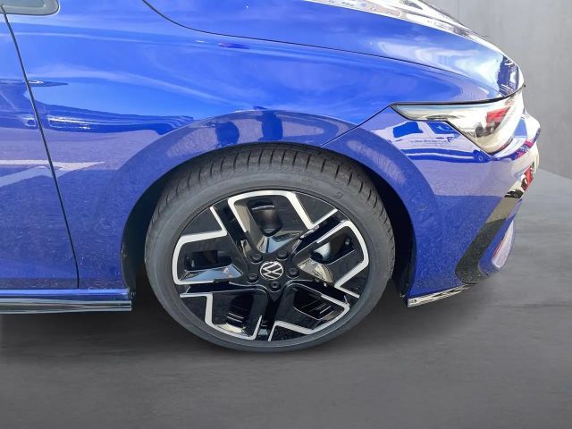 Volkswagen Golf DSG Sport Variant