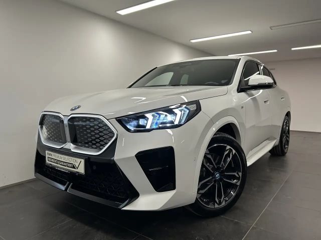 BMW iX2 Coupé M-Sport xDrive30