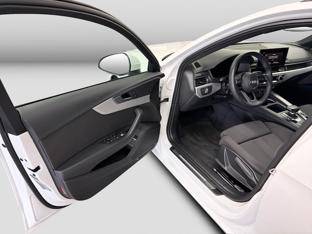 Audi A4 40 TFSI Avant S-Tronic