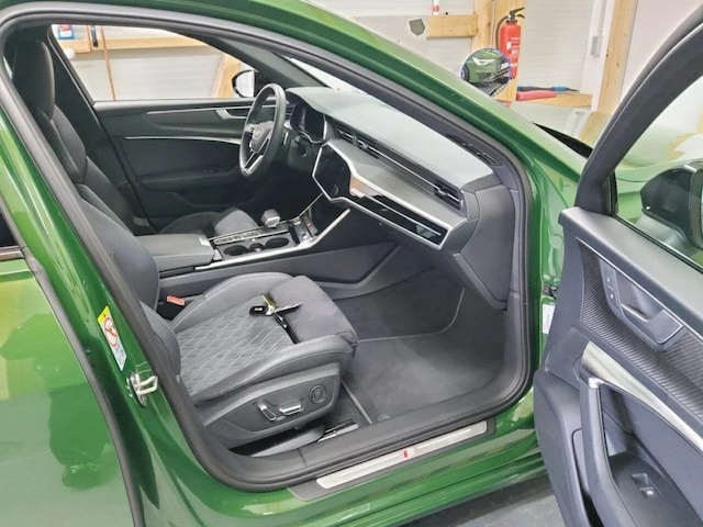 Audi S6 Avant Quattro