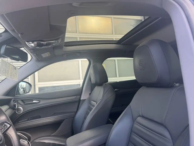 Alfa Romeo Stelvio Lusso Q4 TI