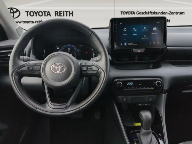 Toyota Yaris Hatchback Hybride Team D