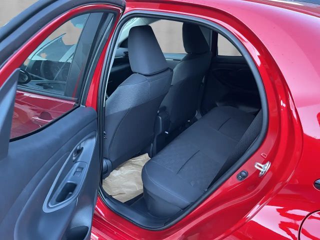 Toyota Yaris Active Hatchback Hybride