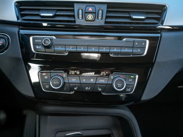 BMW X1 xDrive25eA LED DAB Parkassist SH Navi 1VB Klima