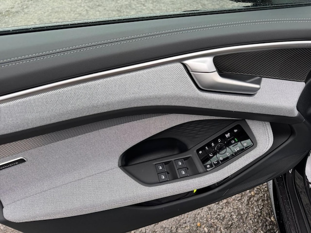 Audi A6 e-tron Avant Quattro