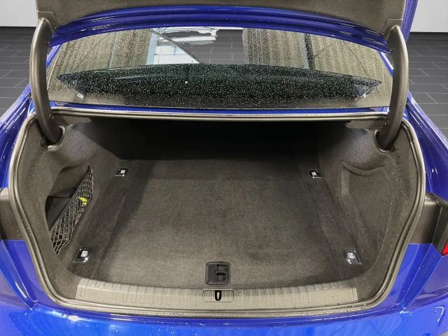 Audi A6 40 TDI S-Line Sedan Sport