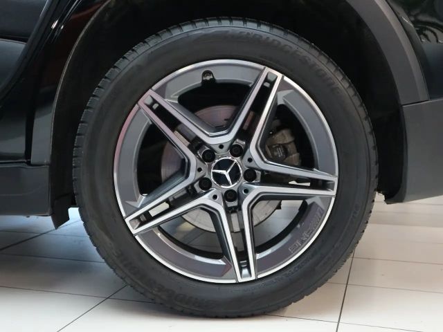 Mercedes-Benz GLB 220 AMG Line GLB 220 d