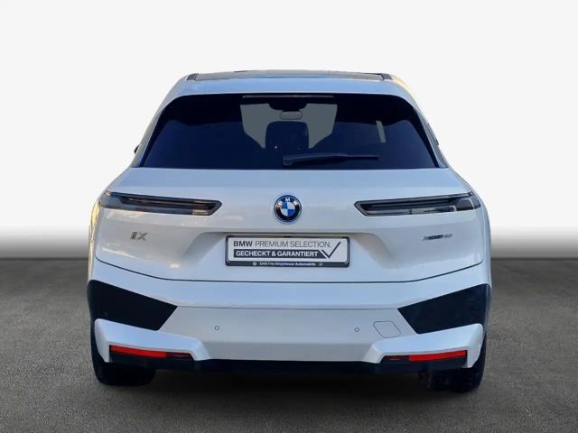 BMW iX xDrive40