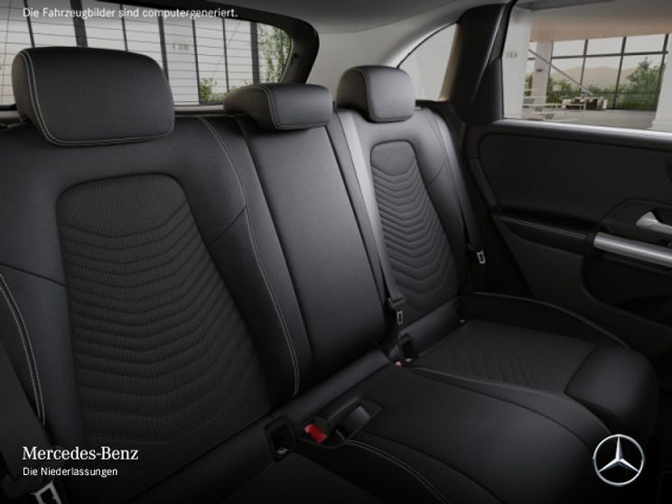 Mercedes-Benz B 220 4MATIC Sedan