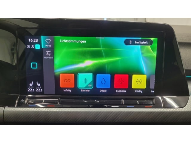 Volkswagen Golf 1.5 eTSI DSG Golf VIII