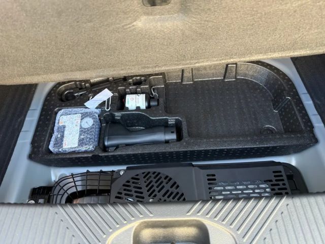 Renault 5 E-Tech Iconic