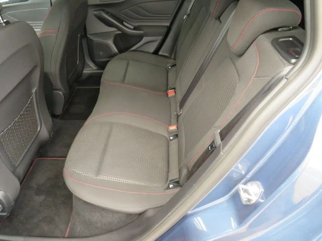 Ford Focus ST Line Wagon