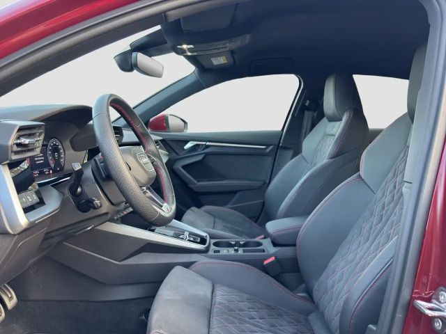 Audi A3 40 TFSI Quattro S-Tronic Sedan