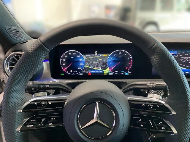 Mercedes-Benz A 200 AMG Line