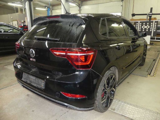 Volkswagen Polo 2.0 TSI DSG GTI