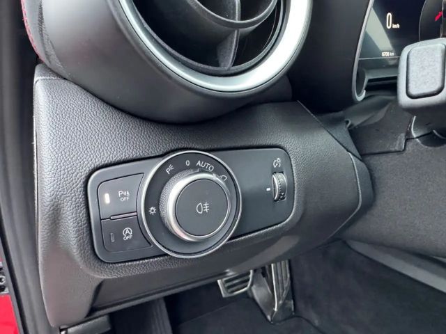 Alfa Romeo Giulia Competizione+SCHIEBEDACH+HARMAN+LEDER+BREMBO+