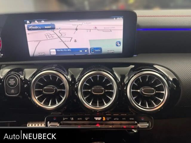 Mercedes-Benz CLA 200 AMG Line Coupé