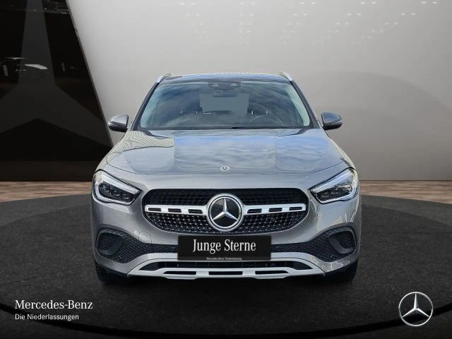 Mercedes-Benz GLA 250 GLA 250 e Style