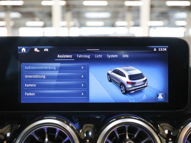 Mercedes-Benz GLA 180 AMG Line