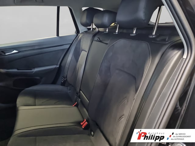 Volkswagen Golf 1.5 eTSI Style Variant