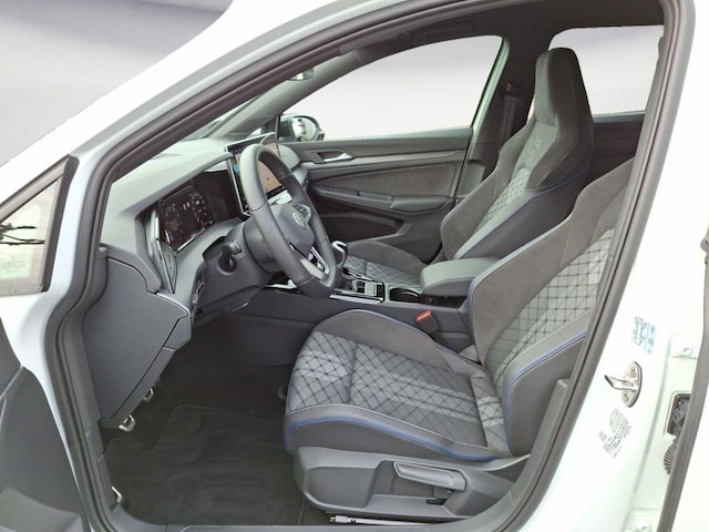 Volkswagen Golf 1.5 TSI R-Line Variant