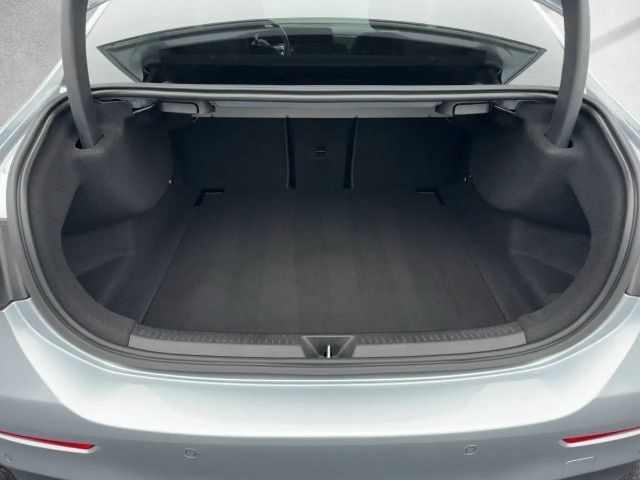 Mercedes-Benz A 180 A 180 d AMG Line