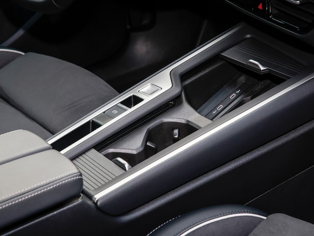 Volkswagen Passat 1.5 eTSI Business Variant