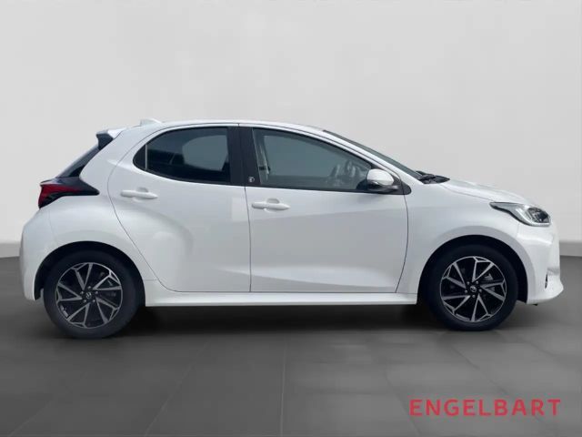 Toyota Yaris Comfort Hybride Team D