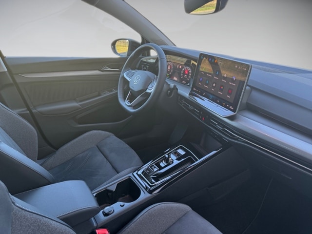 Volkswagen Golf 1.5 eTSI DSG Golf VIII