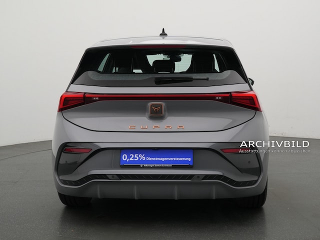 Cupra Born Born  NAVI VIRT ACC KAM SHZ CARPLAY LED KEYLES