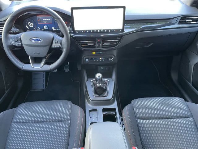 Ford Focus ST Line Wagon