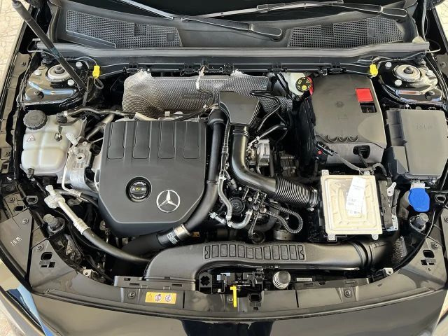 Mercedes-Benz A 200 AMG Line