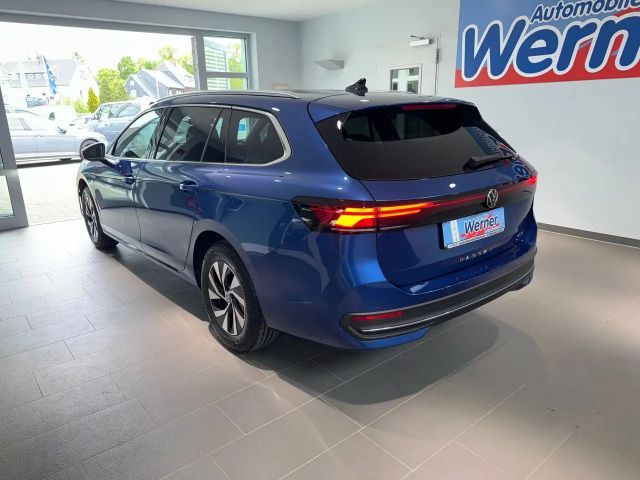 Volkswagen Passat 1.5 eTSI Business