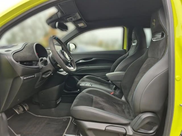 Abarth 500e Cabrio Turismo