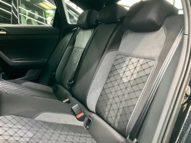 Volkswagen Taigo 1.0 TSI DSG R-Line