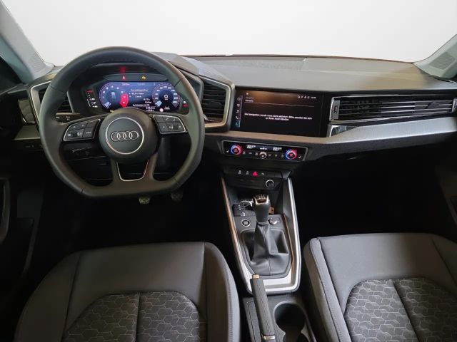 Audi A1 30 TFSI Allstreet