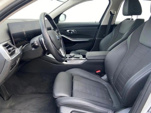 BMW 330 330d Touring xDrive