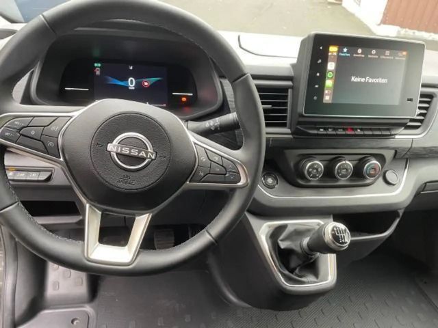 Nissan Primastar 8-zitter Tekna