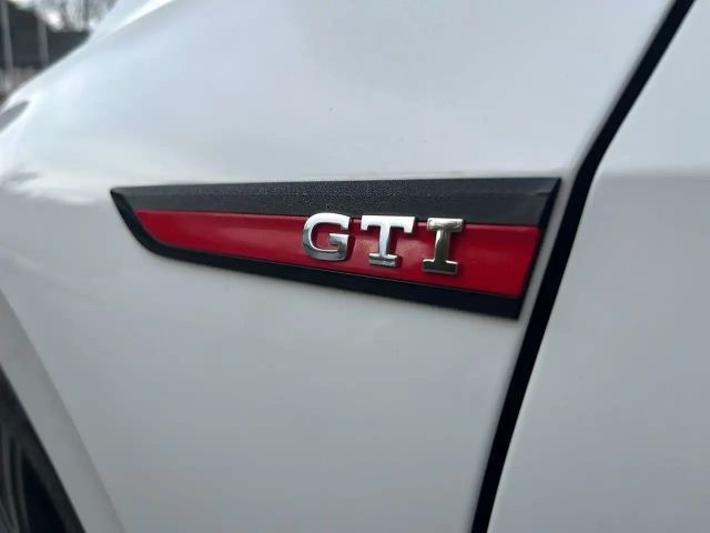 Volkswagen Golf 2.0 TSI GTI IQ.Drive