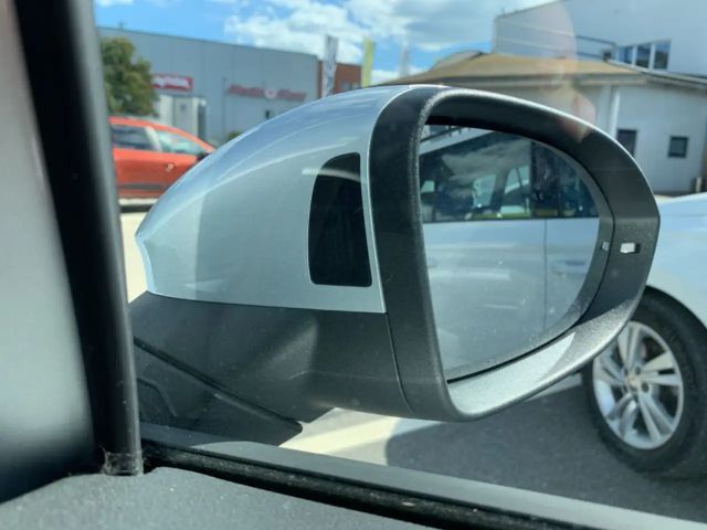 Volkswagen Golf 1.5 TSI Golf VIII Life Variant