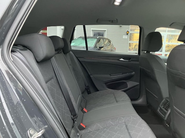 Volkswagen Golf 1.5 TSI Life Variant