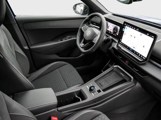 Volkswagen T-Roc 1.5 eTSI DSG IQ.Drive R-Line