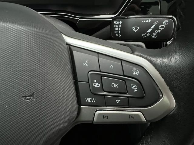 Volkswagen Touran 1.5 TSI Highline R-Line