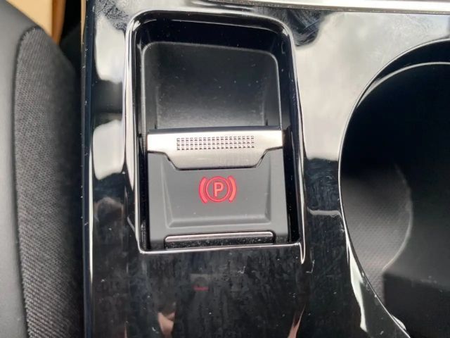 Peugeot 2008 ALL PT 100