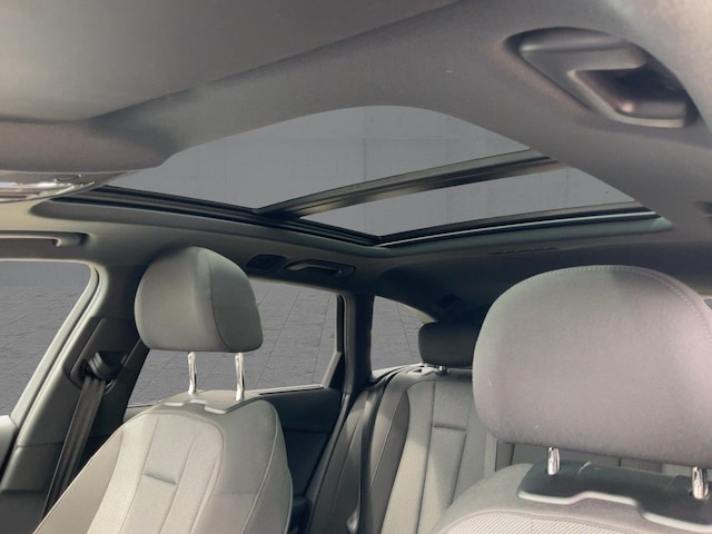 Audi A4 40 TFSI Avant S-Tronic