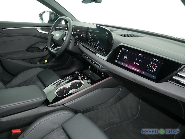 Audi A6 Avant Quattro S-Tronic