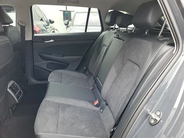 Volkswagen Golf Business DSG Variant