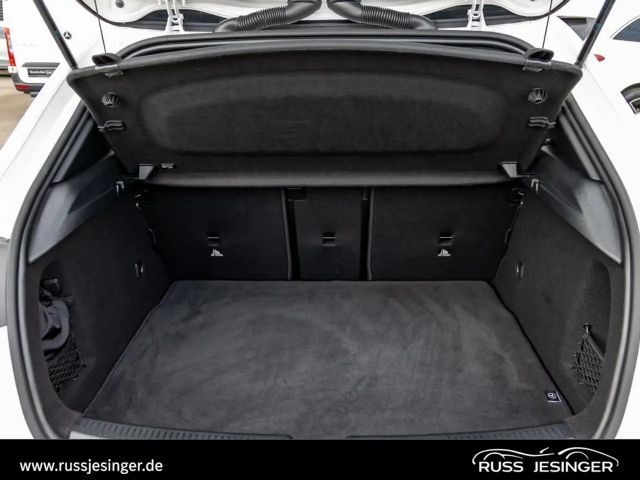 Mercedes-Benz A 200 AMG Line