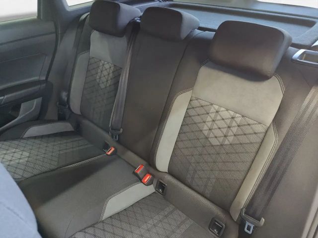 Volkswagen Taigo 1.5 TSI DSG R-Line