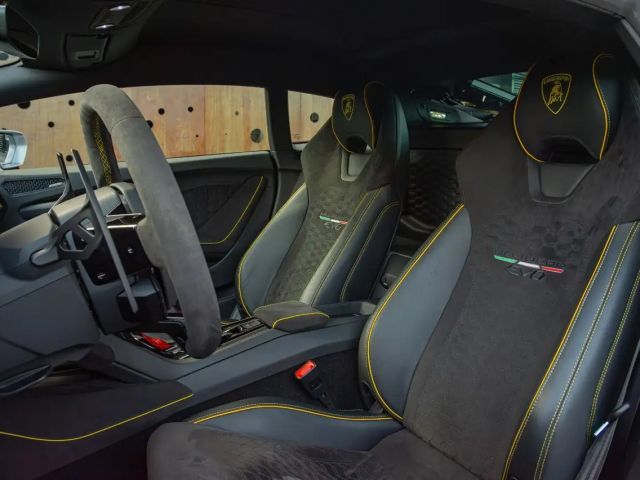 Lamborghini Huracan AWD EVO